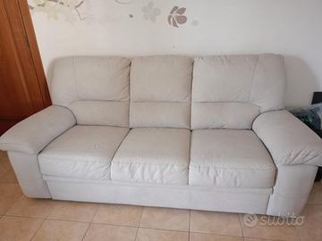 DIVANO3 POSTI PELLE SCAMOSCIATA PARI AL NUOVO