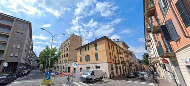 Stanza Moderna con Spese Incluse a Lecco - Centro