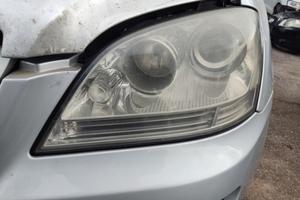 Proiettore sinistro MERCEDES-BENZ ML 320 del 2006