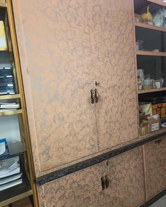 Armadio mobile in legno usato – GRATUITO