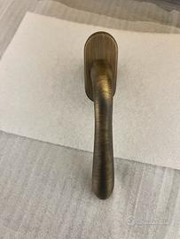 3 Maniglie per finestre