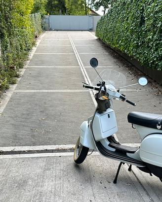 Vespa PX 125 Ultima serie n.900/1000