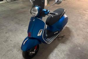 Vespa 300 gts super