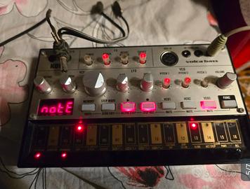 korg volca bass buone condizioni 