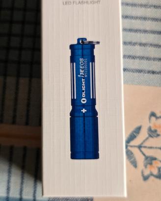 Olight i3E EOS Mini Torcia EDC Portachiavi