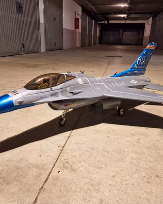 Aereo rc f16 edf jet turbina 90mm 6S aeroplano