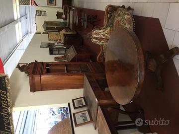 Mobili di antiquariato