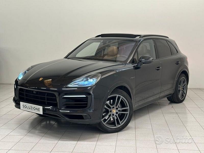 PORSCHE Cayenne 3ªs.'17-->