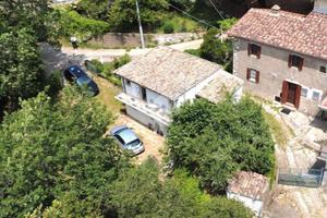 CASA SEMINDIPENDENTE A MONTASOLA