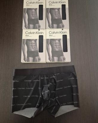 Set di 5 boxer taglia S Calvin Kleim

S