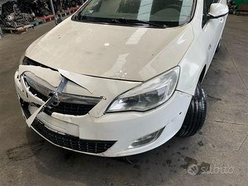 RICAMBI USATI AUTO OPEL Astra J A17DTR Diesel 1700
