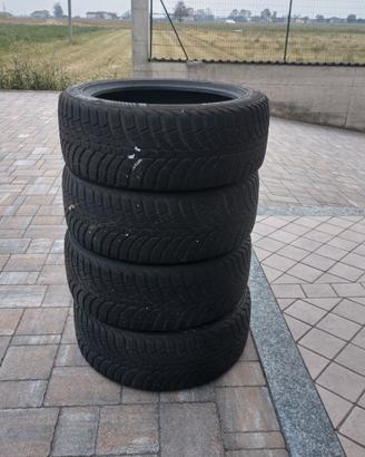 245 45 19 102V