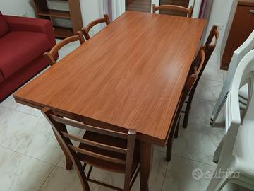 Tavolo + 6 Sedie in legno 