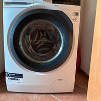 LAVATRICE ELECTROLUX 10KG