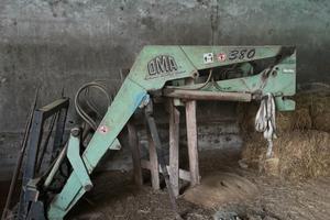 Caricatore frontale OMA 380
