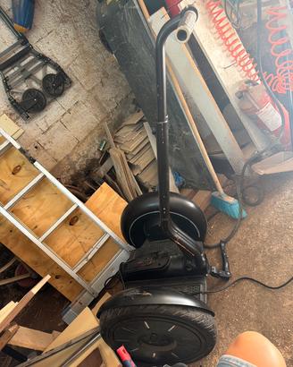 Hoverbord con manubrio segwai