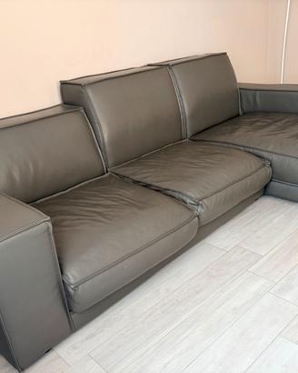 Divano in vera pelle