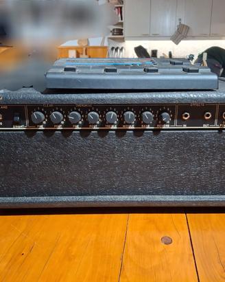 Amplificatore per strumenti musicali