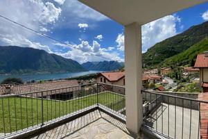Appartamento di 102 m² con 4 locali e box auto dop