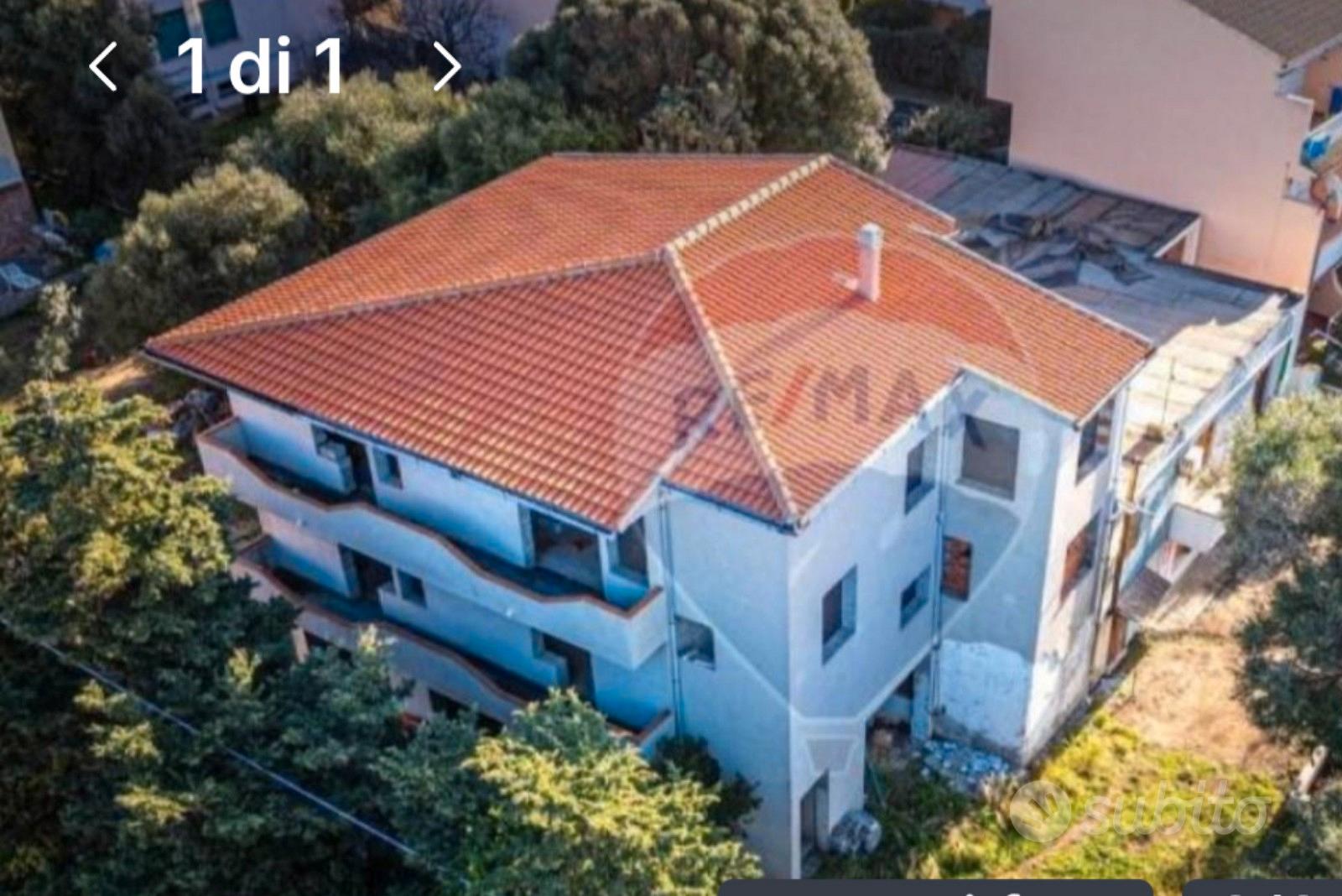 Vendita edificio al rustico da ristrutturare - View 2
