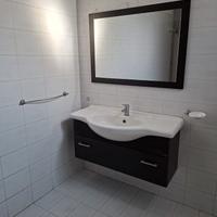 mobile bagno con specchio 