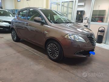 Lancia Ypsilon 1.3 MJT 16V 95 CV 5 porte S&