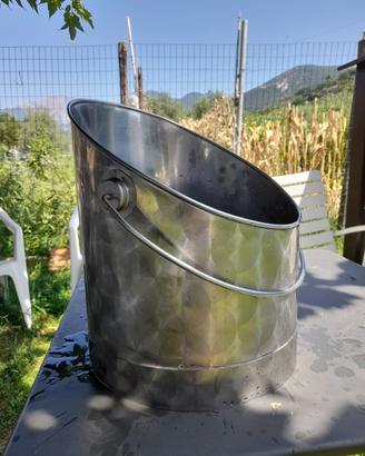 Secchio per mungitura