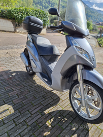 Peugeot geopolis