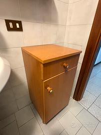 Mobiletto bagno in legno + accessori IN OMAGGIO