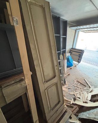 Porte antiche laccate due battenti con chiambrana