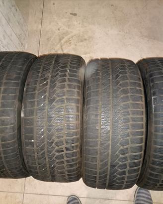 Gomme da neve 225/45r17