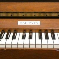 Pianoforte BALDWIN in noce