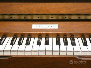 Pianoforte BALDWIN in noce