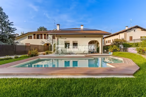 ORENO - VILLA DI LUSSO RISTRUTTURATA CON PISCINA E