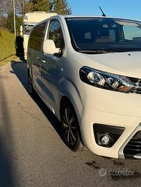 Toyota proace verso