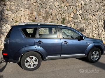 MITSUBISHI OUTLANDER 2.0 TD 4WD