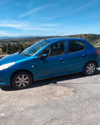 Auto piccola cilindrata