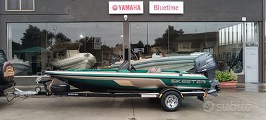BASS BOAT SKEETER SX 180