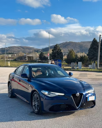 Alfa Romoe Giulia 2.2 t Business