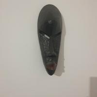 stock maschere e statuette africane