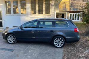 VW Passat Variant 4Motion 2.0TDI  Manuale