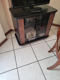 vetrinetta porta televisione 