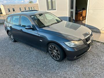 Bmw 320 D non parte in moto