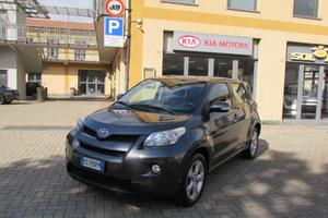 TOYOTA - Urban Cruiser - Cruiser 1.4 D-4D AWD