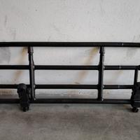 Separatore per cani in auto