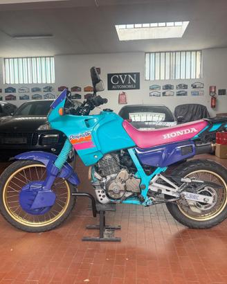 Honda NX 650 Dominator