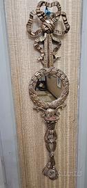 SPECCHIO VINTAGE IN LEGNO INTAGLIATO