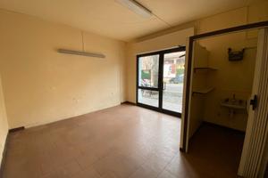 Piccolo negozio da privato a privato