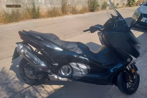 TMax 530SX