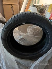 Pneumatici Laufenn 215 50 r17 85%